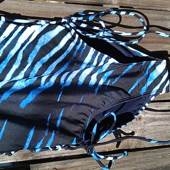 New Rachel Roy Blue Zebra Suit (M) - Picture 3 of 12